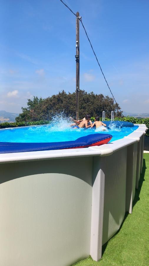 La Violetta Villa Камерано Екстериор снимка