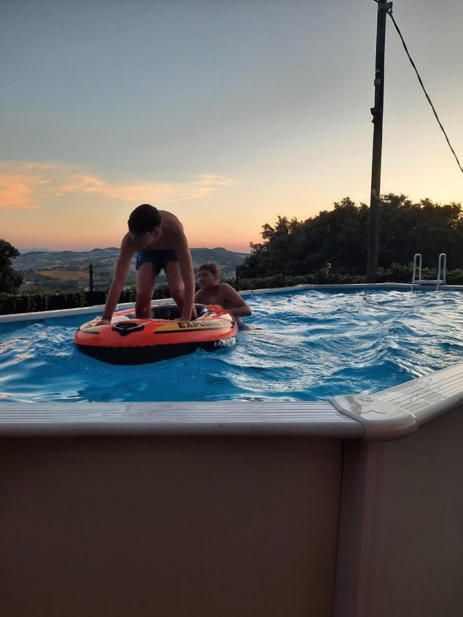 La Violetta Villa Камерано Екстериор снимка