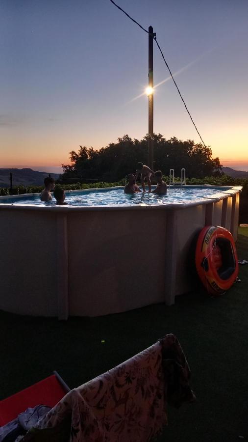 La Violetta Villa Камерано Екстериор снимка