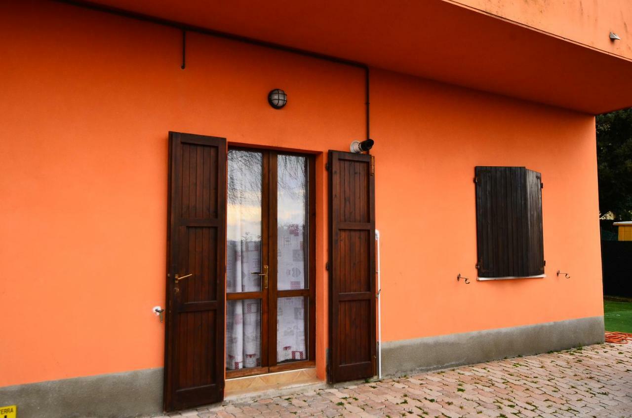 La Violetta Villa Камерано Екстериор снимка